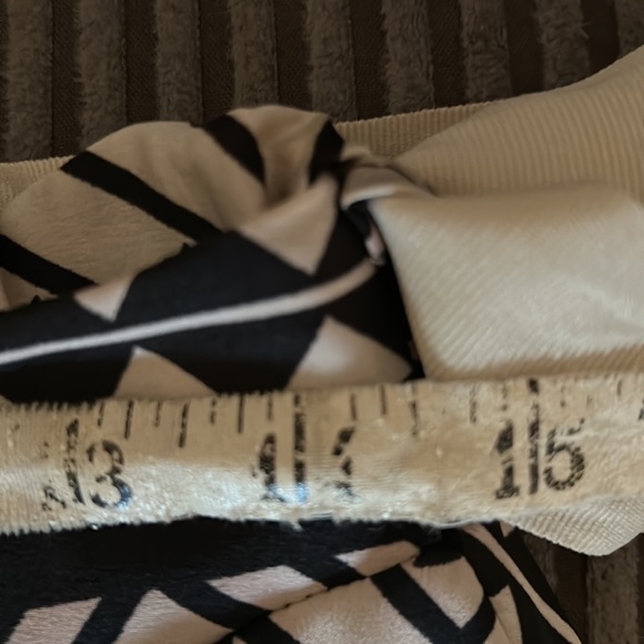 MADE IN ITALY satin feel maxi skirt one size - Picture 7 of 9